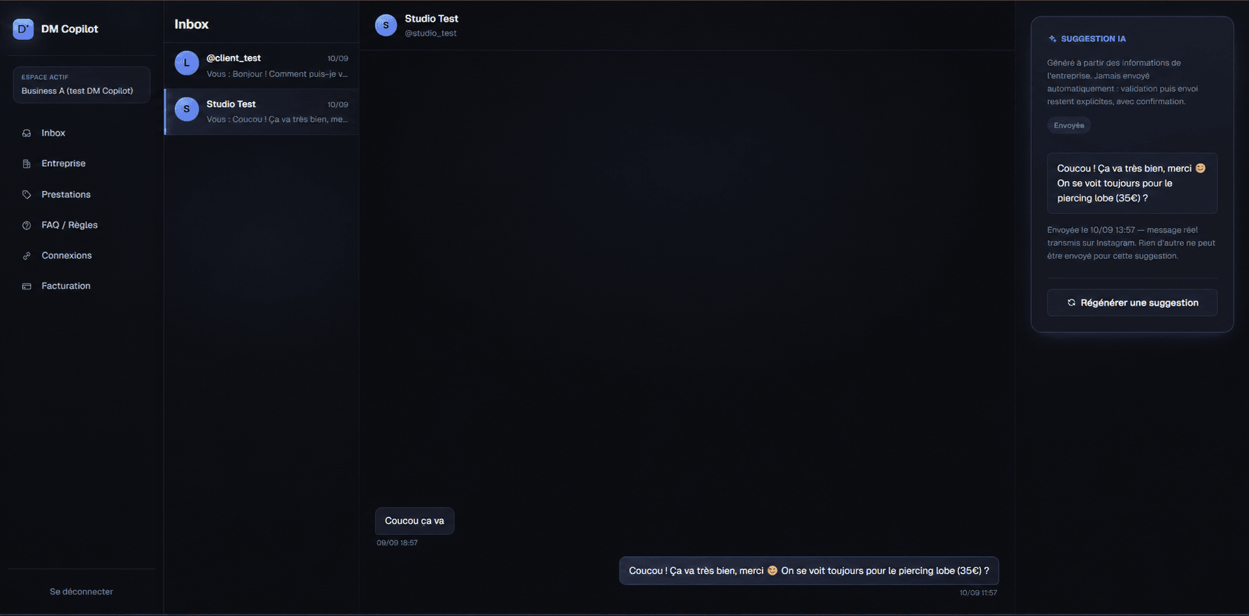 Inbox DM Copilot : liste de conversations, thread et suggestion IA envoyée, compte de test avec données fictives